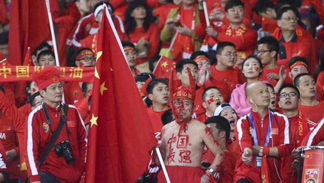 丝袜美腿中文字幕